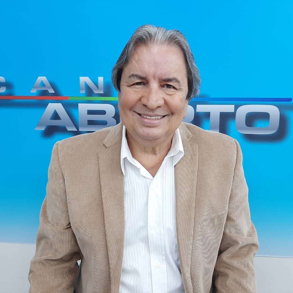 E.M. Vereador Carlos Pereira Neto: março 2013