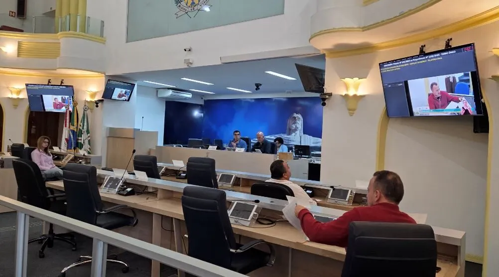 CPI dos Serviços Funerários aprova relatório e finaliza trabalhos