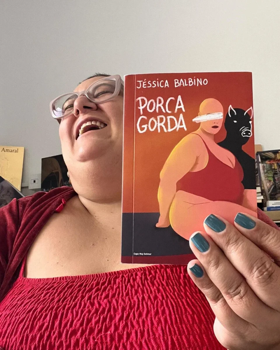 “Porca Gorda”, de Jéssica Balbino, entra na lista dos melhores livros de 2025 da revista O Odisseu