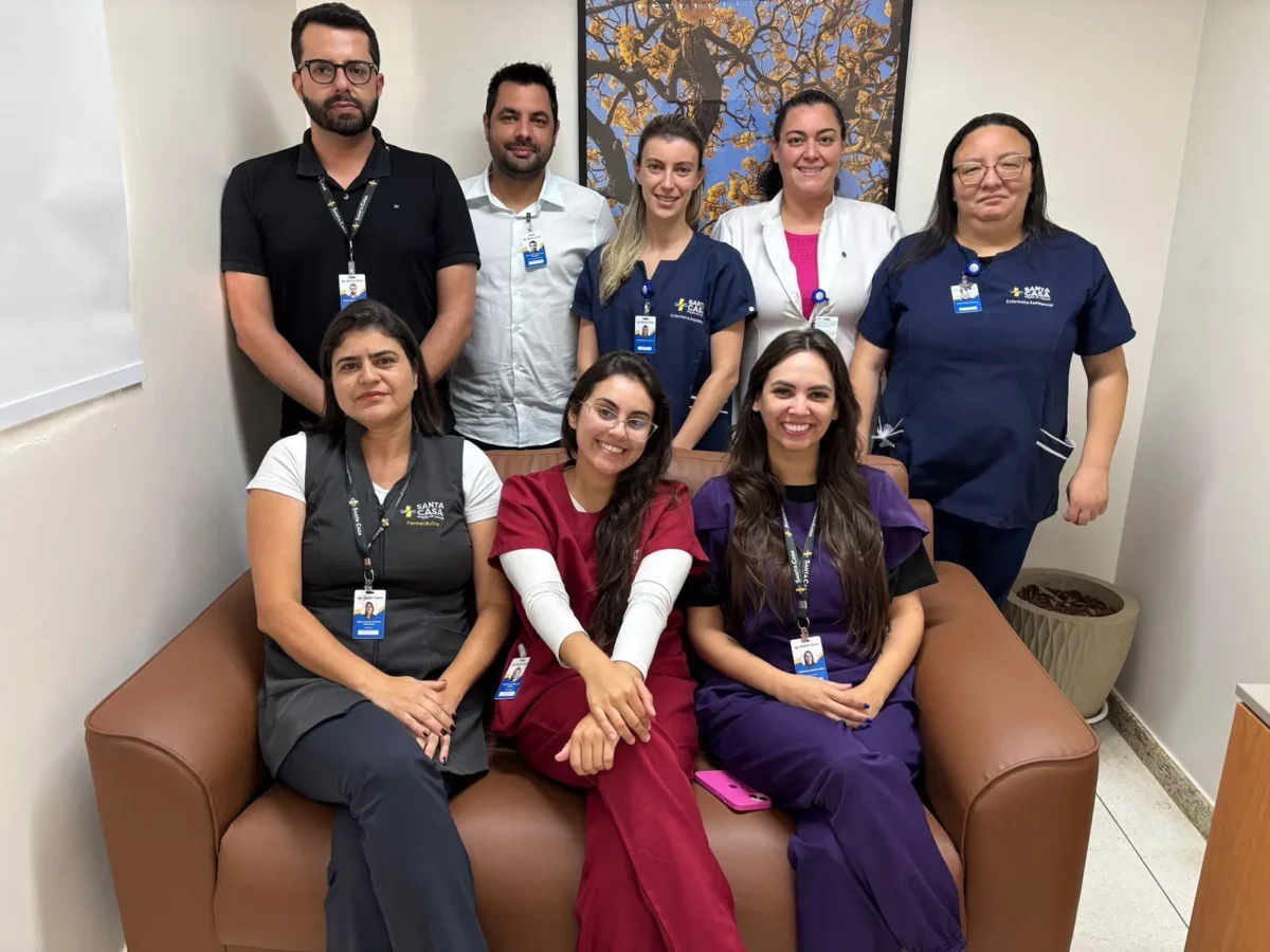 No ano em que completa 20 anos de atividades, UNACON da Santa Casa de Poços recebe prêmio pela excelência dos serviços prestados