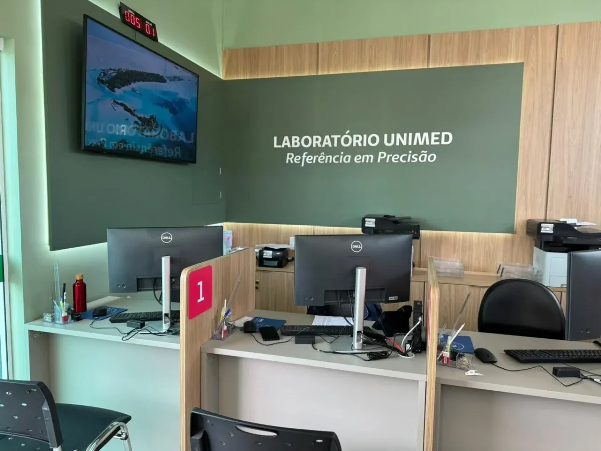 Unimed Poços de Caldas inaugura laboratório próprio e amplia capacidade de atendimento