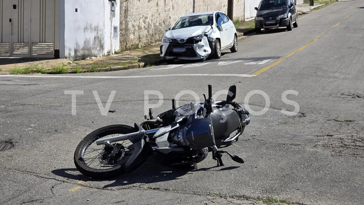 Motociclista fica ferido após colisão nesta sexta (9)