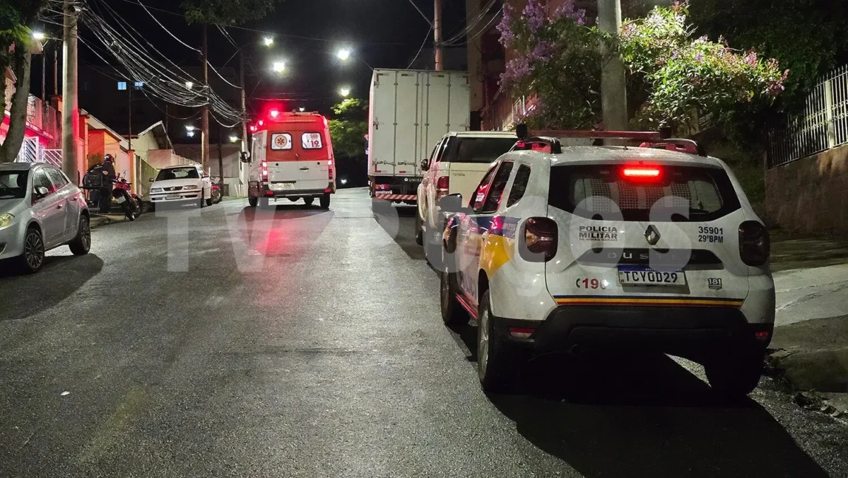 Mulher é atingida por disparos e suspeito é preso com arma