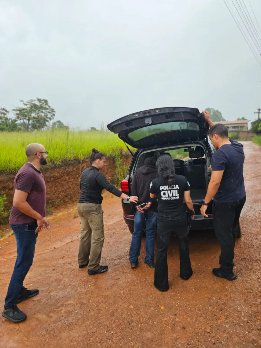 Polícia Civil prende em Cabo Verde mulher que matou companheiro em Poços